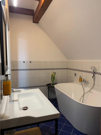 Bathroom 3, Dworek Golikowo, Sławno
