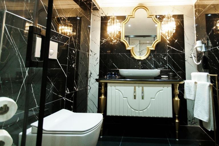 Bathroom 7