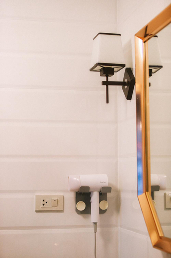 Bathroom 3, Chertel Poshtel, Muang Chanthaburi