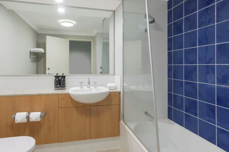 Bathroom 25