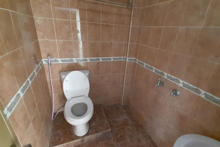 Bathroom 15