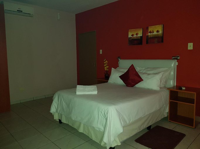 Food & Drinks 5, Rocha's Hotel, Oshakati East