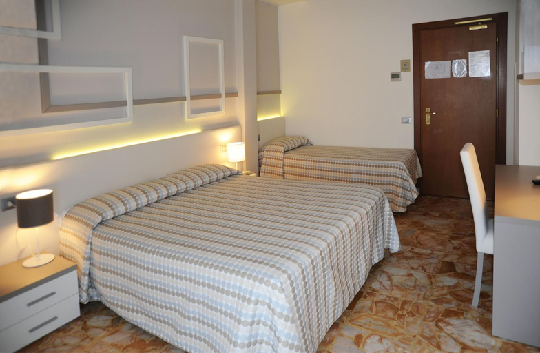 Bedroom 15