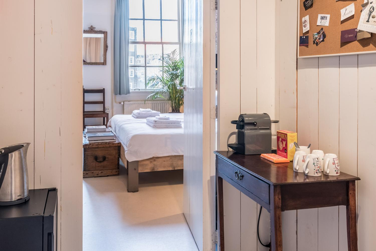 Others 3, Classy Room 17th C Canalhouse, Amsterdam