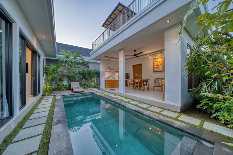 Swimming Pool 10