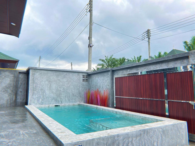 Swimming Pool 17