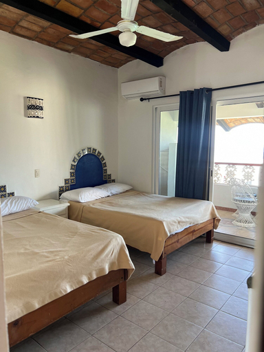 Bedroom 2, Villas el Dorado, Compostela