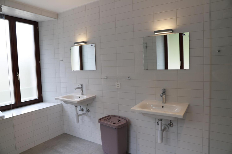 Bathroom 5