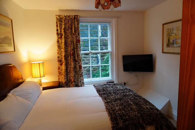 Bedroom 2, Upper Northgate street, Cheshire West and Chester