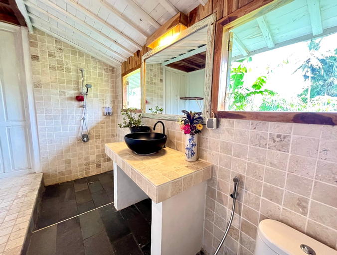 Bathroom 6
