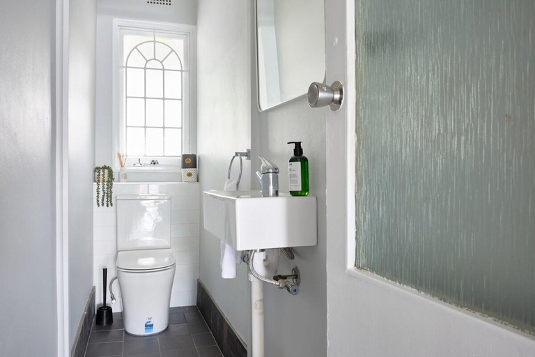 4, 3 Bed Premium Terrace with parking, Sydney