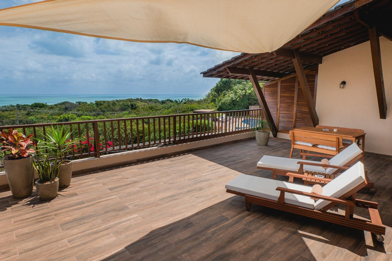 Exterior & Views 20