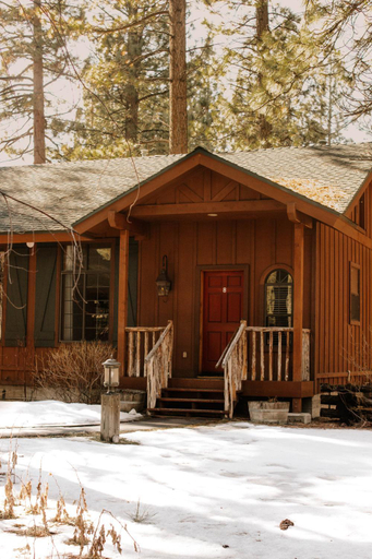 Exterior & Views 1, Black Bear Lodge, El Dorado