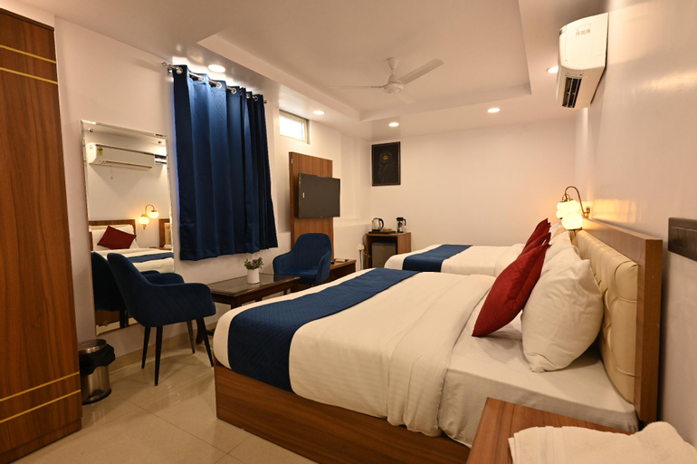 Bedroom 13