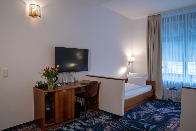 Bedroom 3, Hotel Etol - Superior, Baden-Baden