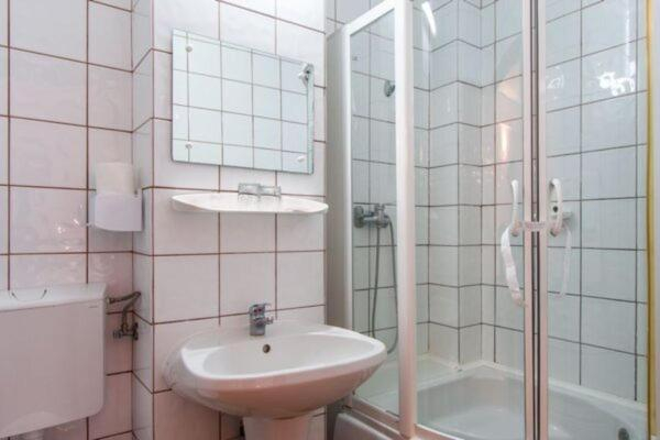 Others 4, Hotel Alice, Livadia