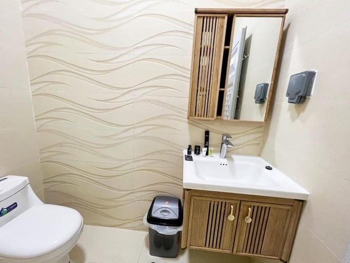 Bathroom 4, alsaif camp, Biddiya