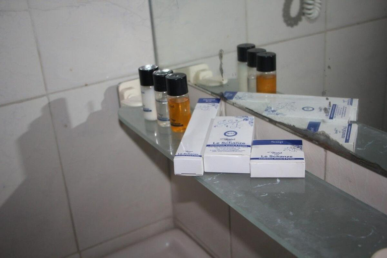 Bathroom 3, HOTEL THE LESCHANZE, Lahore