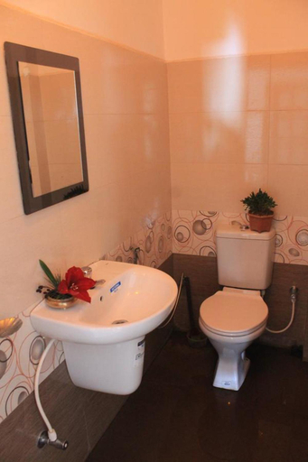 Bathroom, Mansarover Home Stay, Darjiling