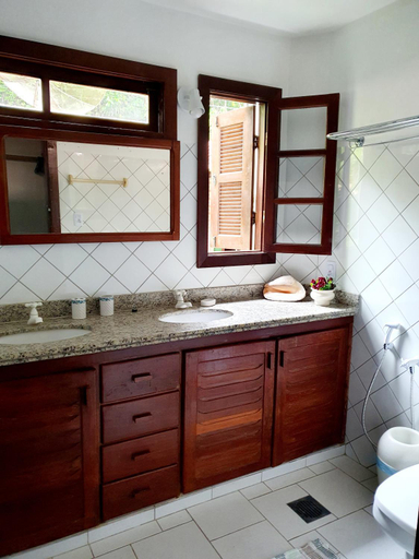 Bathroom 2, Pousada Mayon, Prado