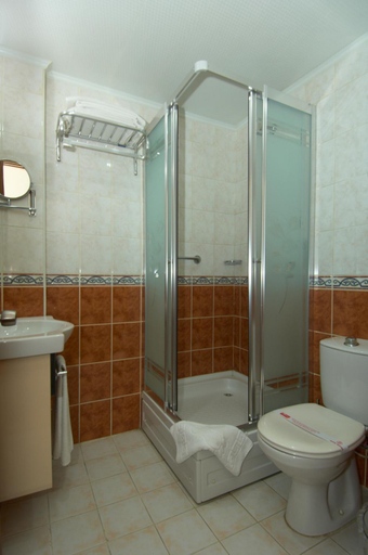 Bathroom 4, Soyic Hotel, Merkez