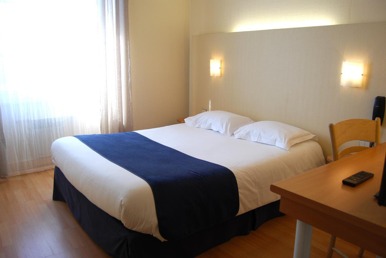 Bedroom, Le Bretagne - Hotel, Finistère