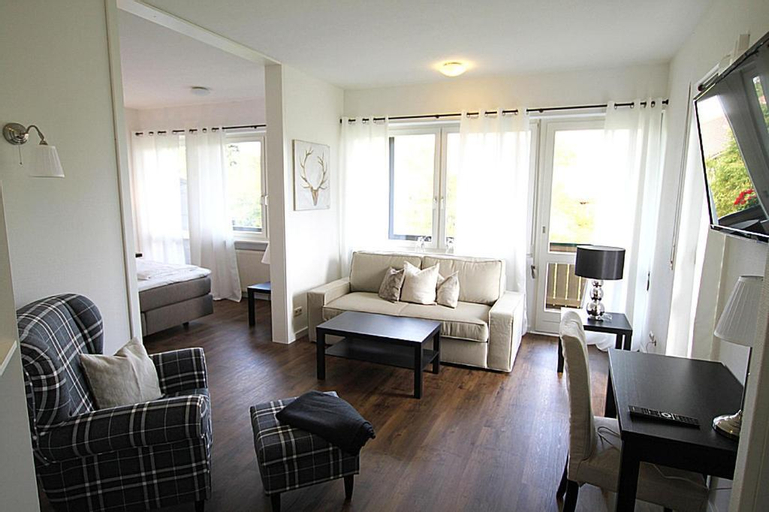 Hotel garni - Chiemsee-Pension-Seebruck, Traunstein