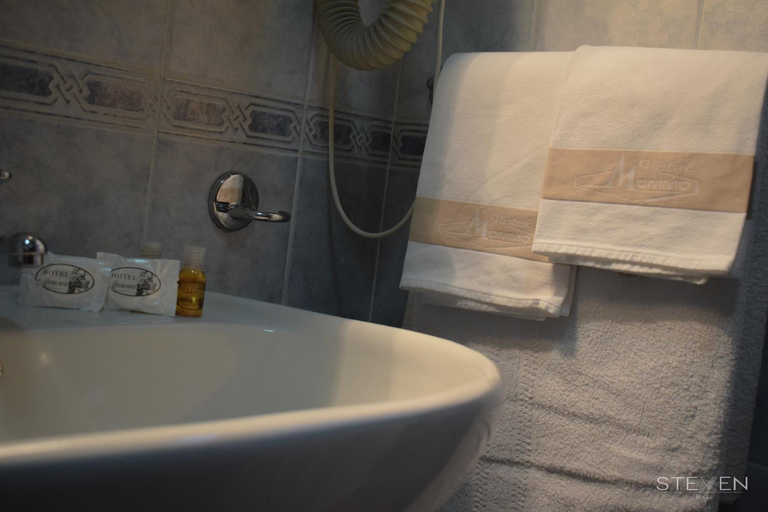 Bedroom 3, Hotel Ristorante Mommo, Reggio Di Calabria