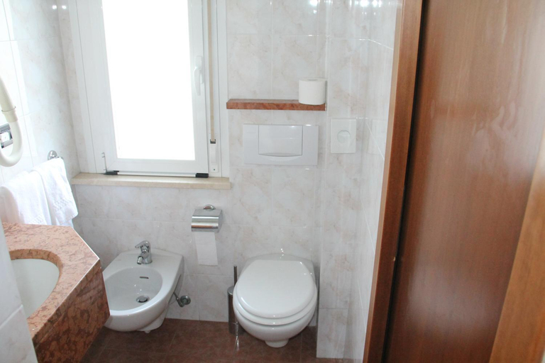 Bathroom 7