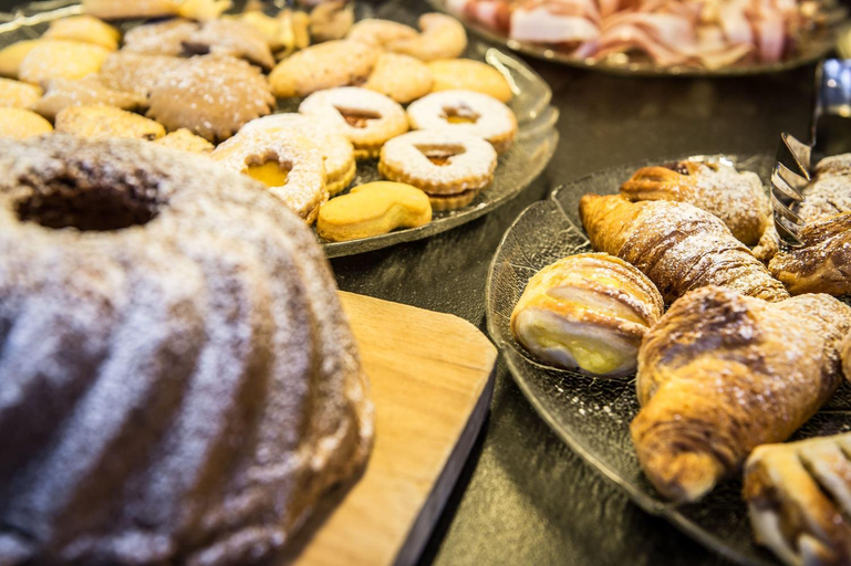 Food & Drinks 5, Albergo Posta Pederoa, Bolzano