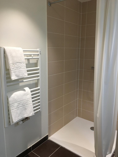 Bathroom 3, Kosy Appart'hotels Art'&Facts, Meurthe-et-Moselle