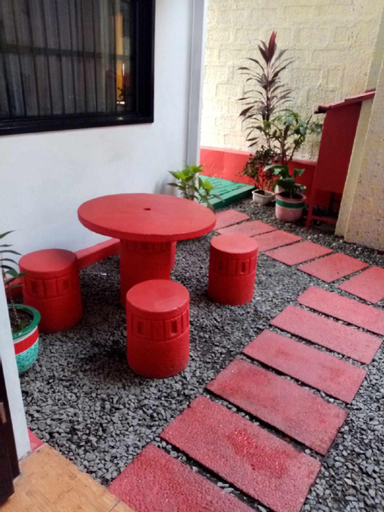 RedDoorz @ Moss Hotel Guevarra Dasmarinas, Dasmariñas