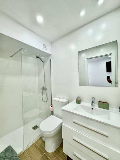 Others 2, Amazing Seaside Studio by EaW Homes, Málaga
