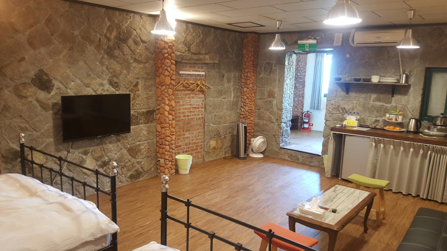 Others 4, Jiufen Walk Inn 3x3, New Taipei City
