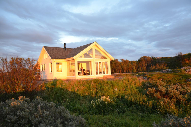 Others 3, Superior Cottage with Sea View in Senja, Tranøy