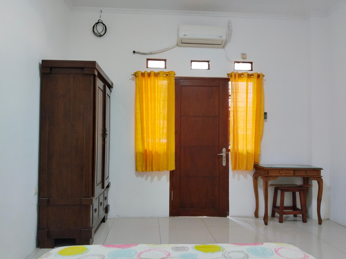 Bedroom 8