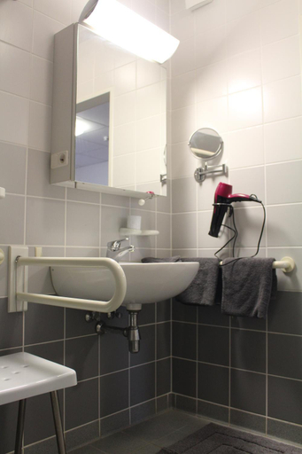 Bathroom 3, Gastehaus St. Martin, Cochem-Zell