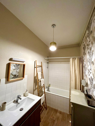 Bedroom 3, Appartements Plantagenet - Le 27, Sarthe