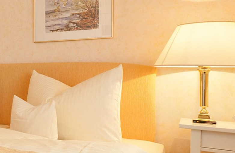 Bedroom, Hotel Am Rehberg, Lindau (Bodensee)