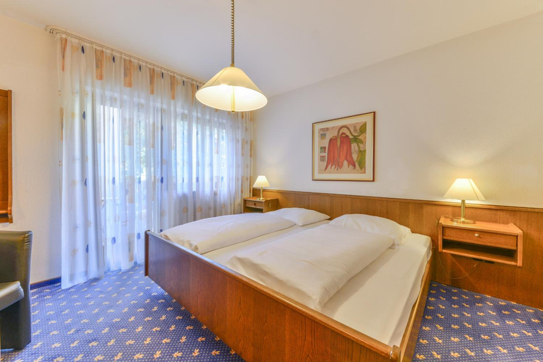 Bedroom, Hotel Zur Muhle, Bad Kissingen