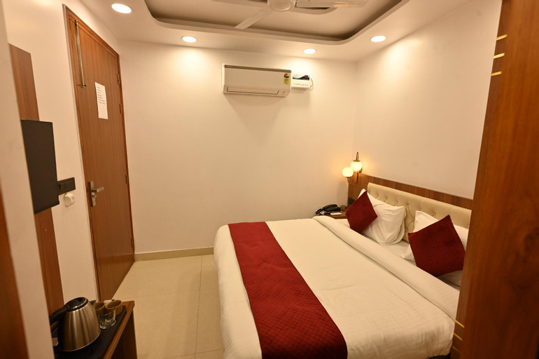 Bedroom 13
