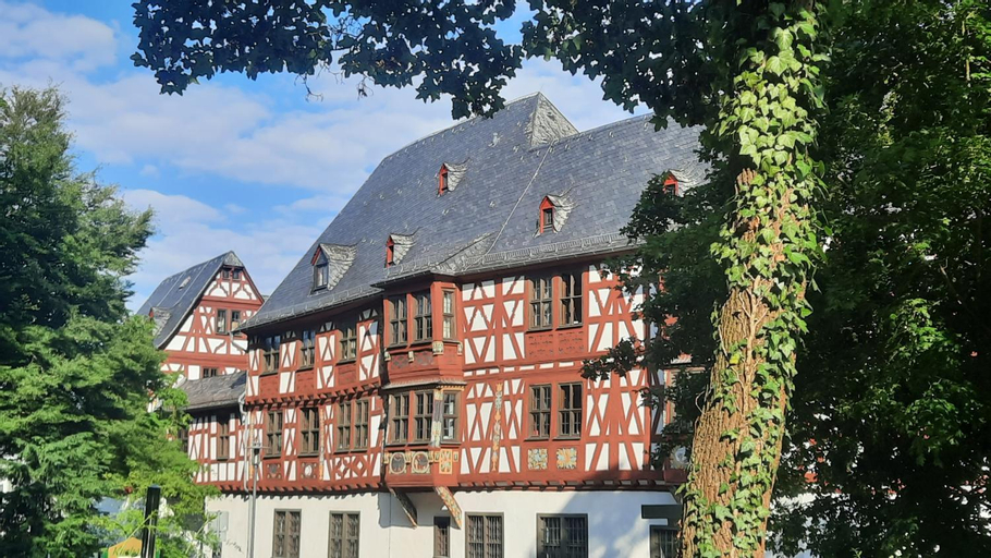 Exterior & Views 1, Ferienwohnung Am Kurpark, Limburg-Weilburg