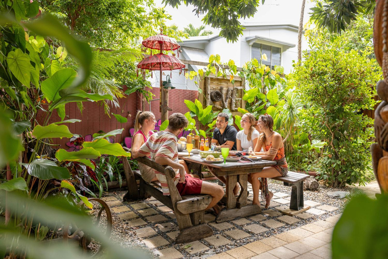 Food & Drinks 2, Travellers Oasis, Cairns