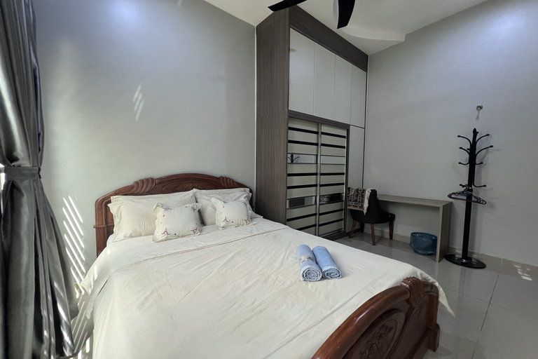 Bedroom 2, Nurbayu Chalet, Kemaman, Kemaman