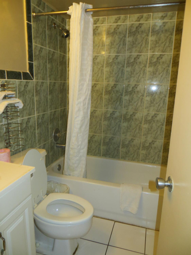 Bathroom 4