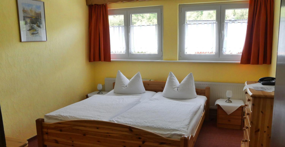 Bedroom 2, Garni Hotel Bodden, Oberbergischer Kreis