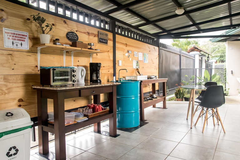 Food & Drinks 4, Terida Airport B&B, Alajuela