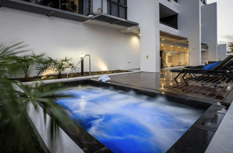 Synergy Modern Two Bedroom Apartment - Synergy, Gold Coast