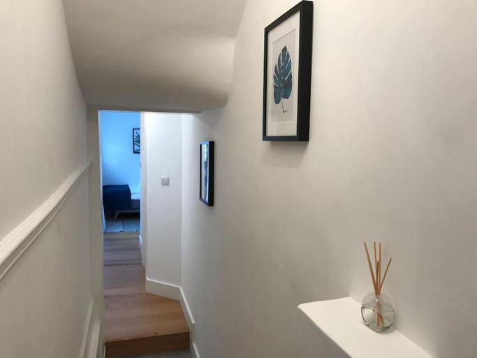 Others 3, Gloucester Place/Marylebone Apartments, London