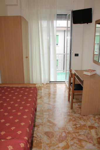 Bedroom 9